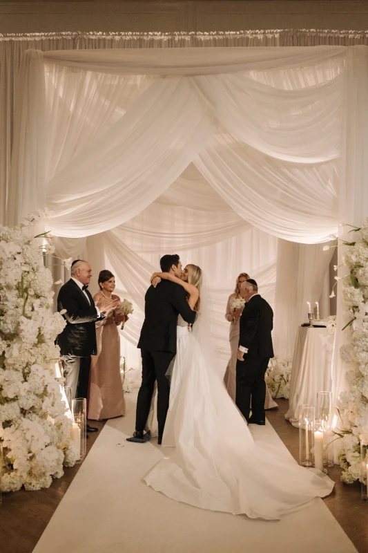 A Classic Wedding for Ali and Lee