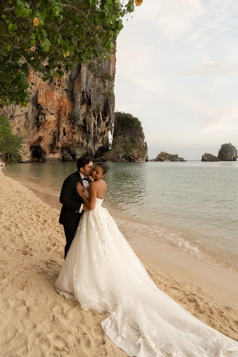 A Cave Wedding for Andrea and Renato