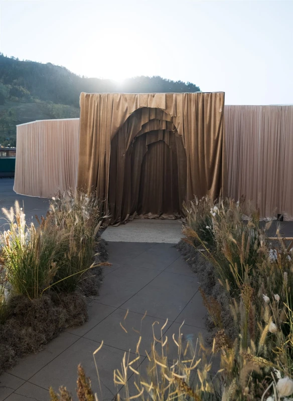 An Modern Wedding for Elizabeth and Matt