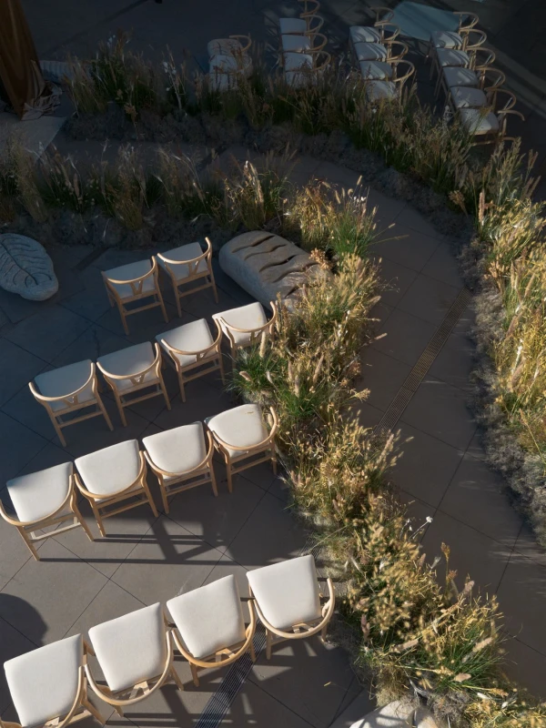 An Modern Wedding for Elizabeth and Matt