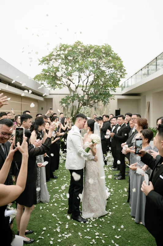 A Glam Wedding for Felita and Hans