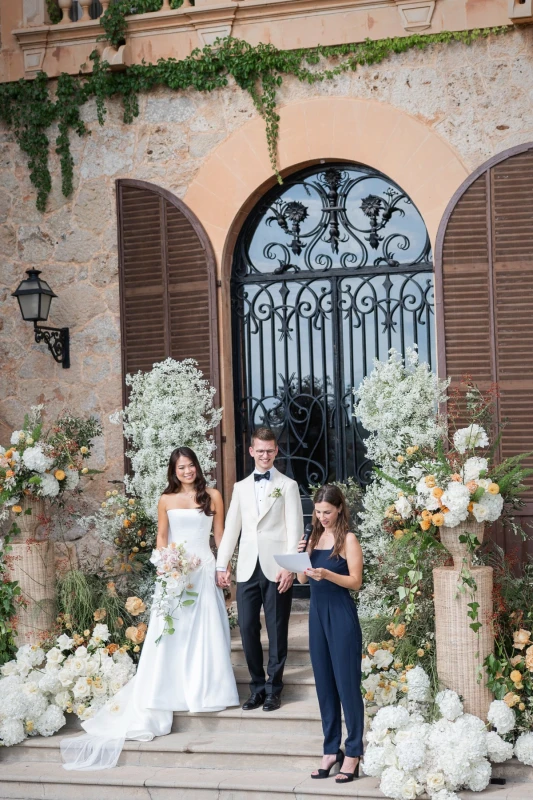 A Bespoke Wedding for Jo and Lennard