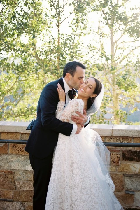 A Colorful Wedding for Juliana and Daniel