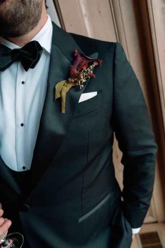 A Vintage Glam Wedding for Laura and Ted