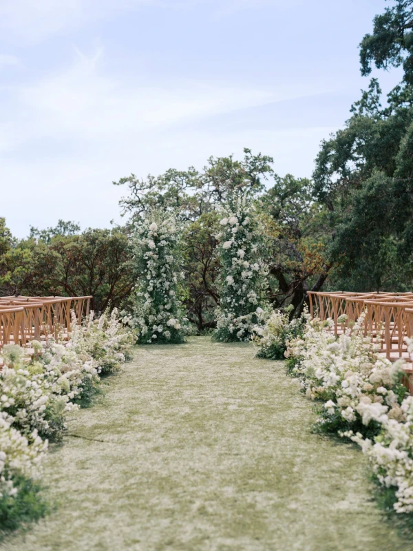 A Classic Wedding for Micaela and Brandon