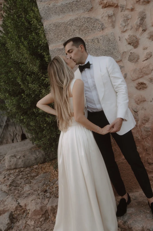 A Sun-Washed Wedding for Michaela and Jimmy