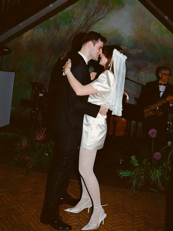 A Vintage Wedding for Rae and Eugen