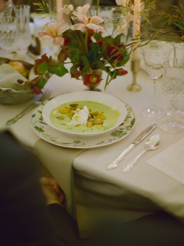 A Vintage Wedding for Rae and Eugen