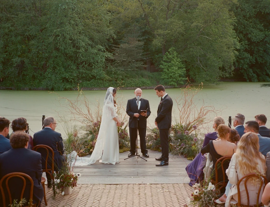 A Vintage Wedding for Rae and Eugen