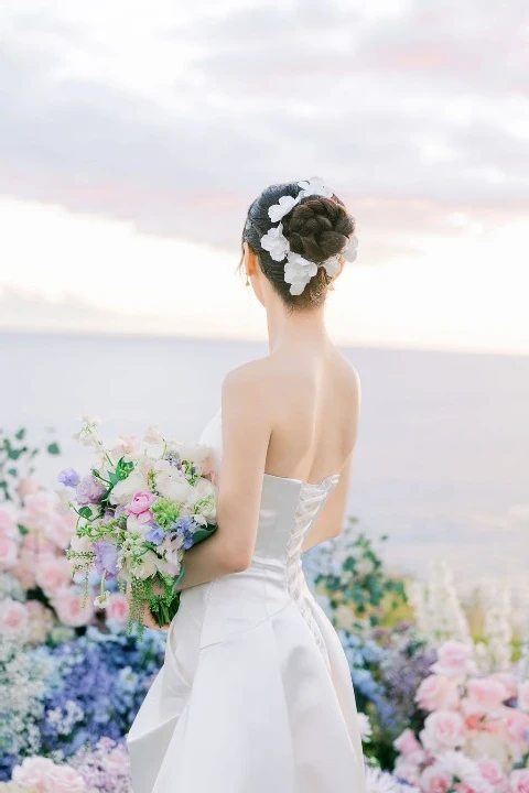 A Beach Wedding for Yuwei and Lewis 